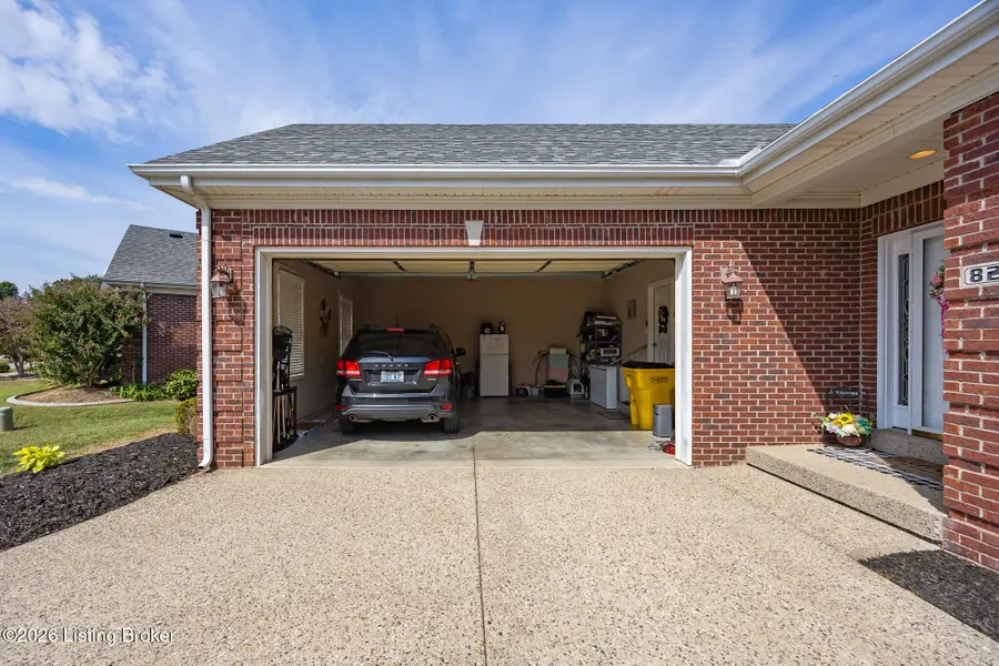 8209 Parker Grant Ct, Louisville, KY 40291 - #3
