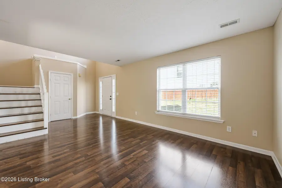 8025 Aspen Green Ln, Louisville, KY 40291 - #3