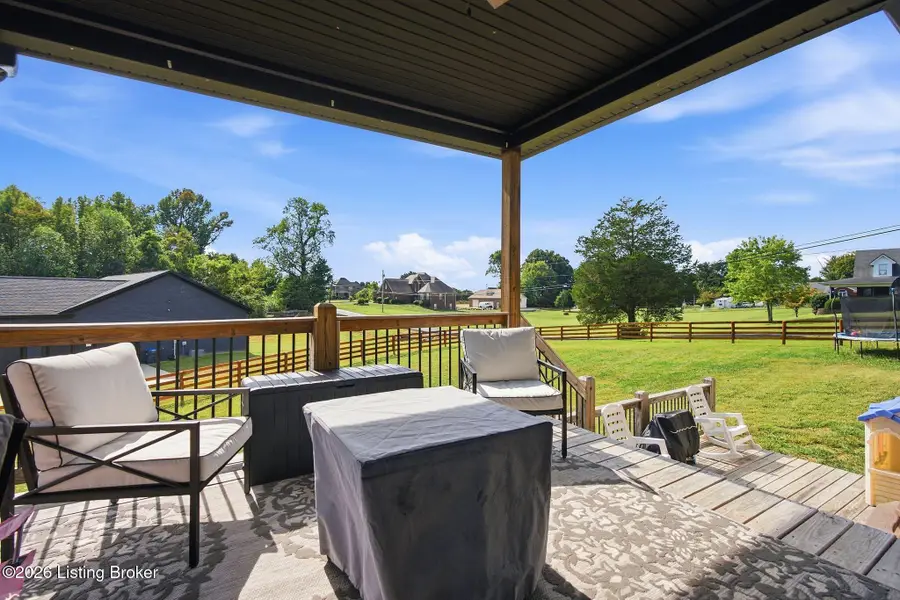 125 S Sunshine Dr, Shepherdsville, KY 40165 - #2