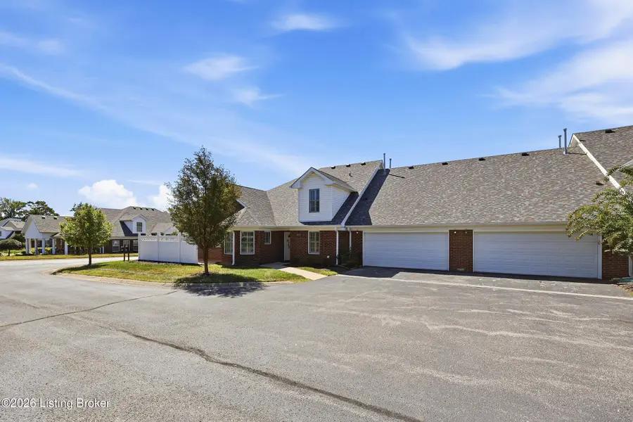 10421 Clyde Moore Blvd, Louisville, KY 40291 - #3