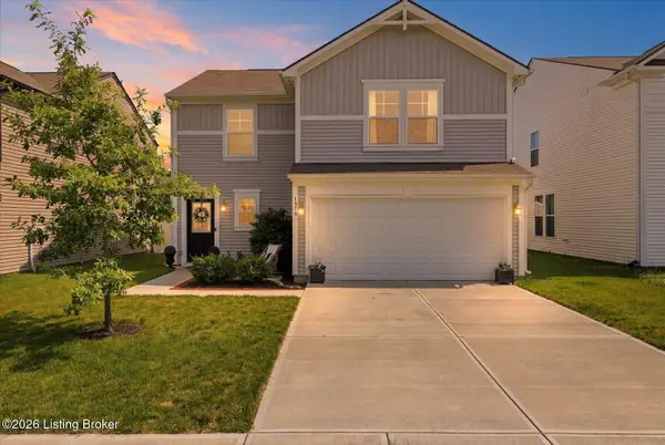 1370 Delacorte Cir, Shelbyville, IN 46176