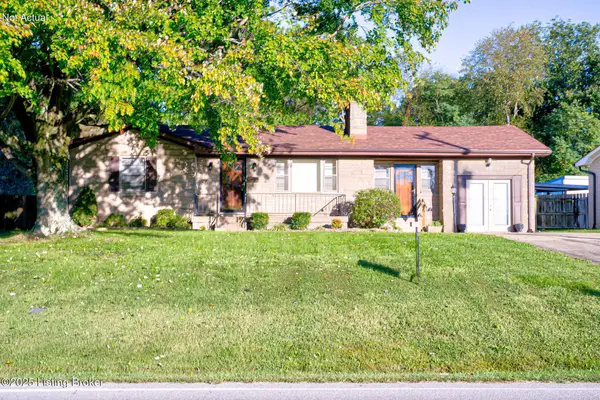 4822 Dover Rd, Louisville, KY 40216