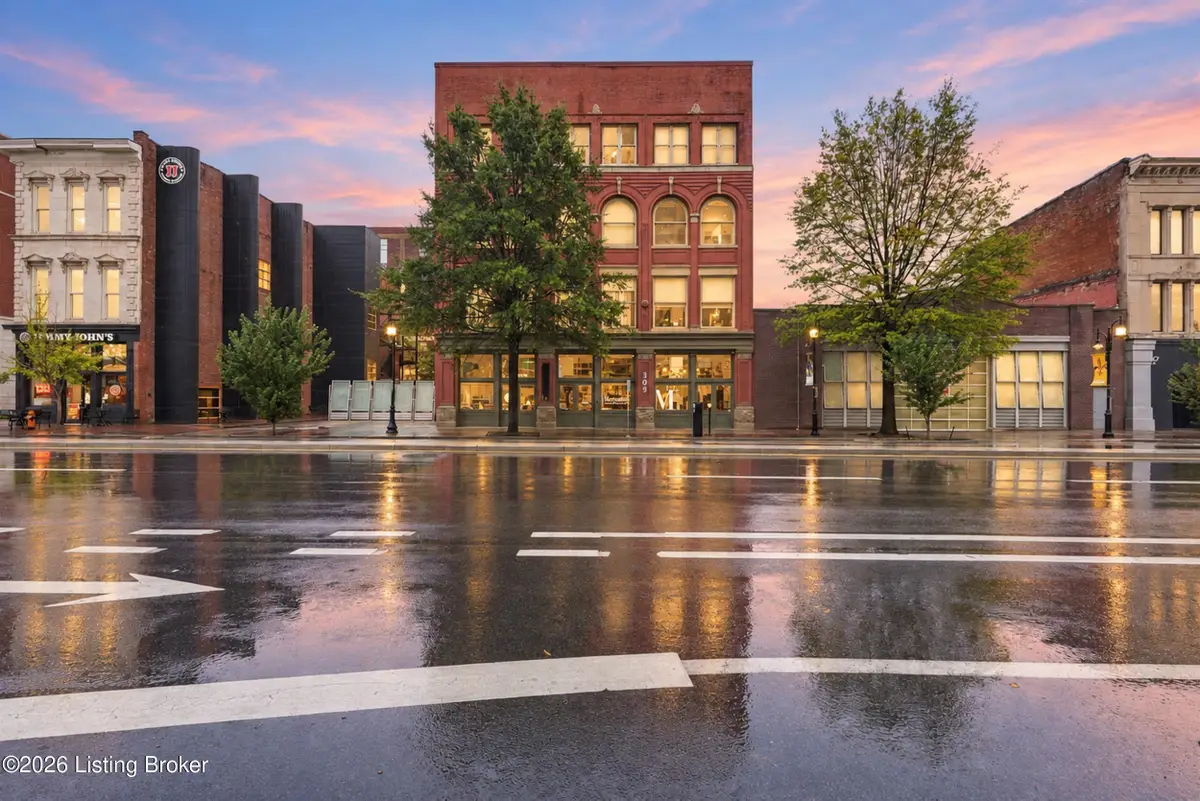 309 E Market St #204, Louisville, KY 40202 - #1