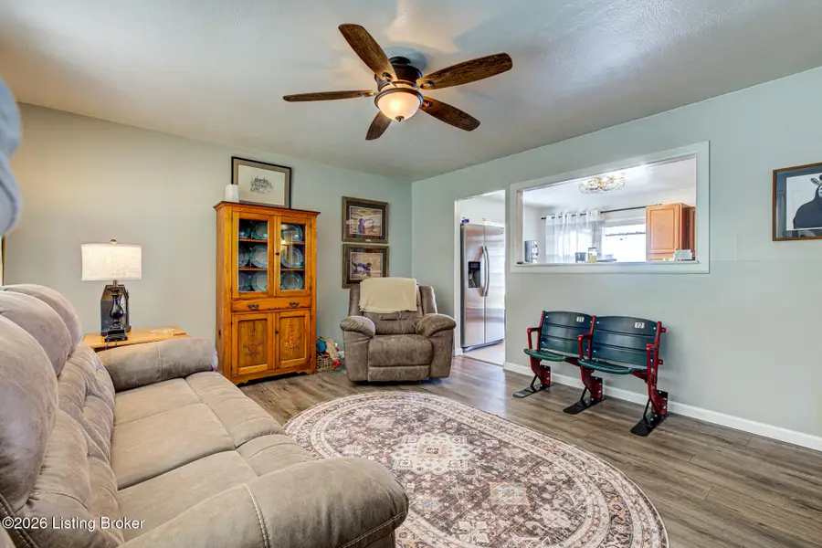 13418 Kinross Blvd, Louisville, KY 40272 - #3