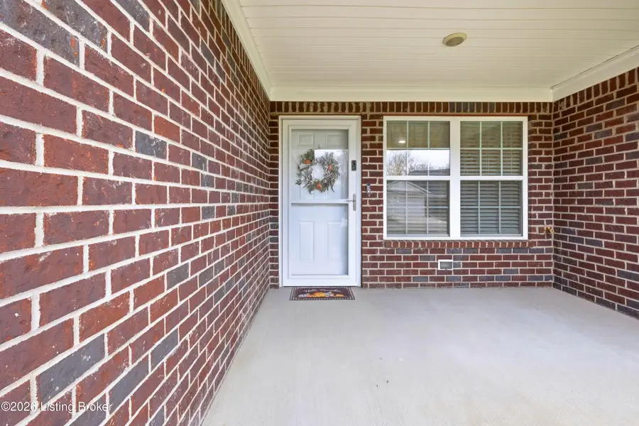 6724 Eagle Wood Dr, Louisville, KY 40272 - #3