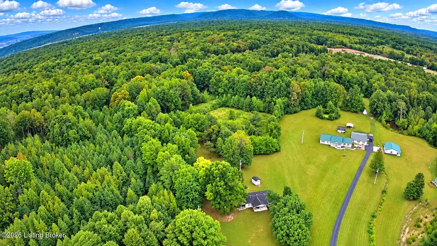 170 Roney Rd, Lebanon Junction, KY 40150 - #3