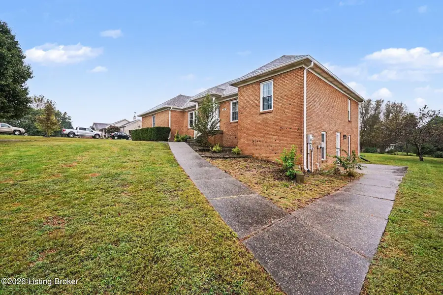 74 Stephanie Ave, Taylorsville, KY 40071 - #3