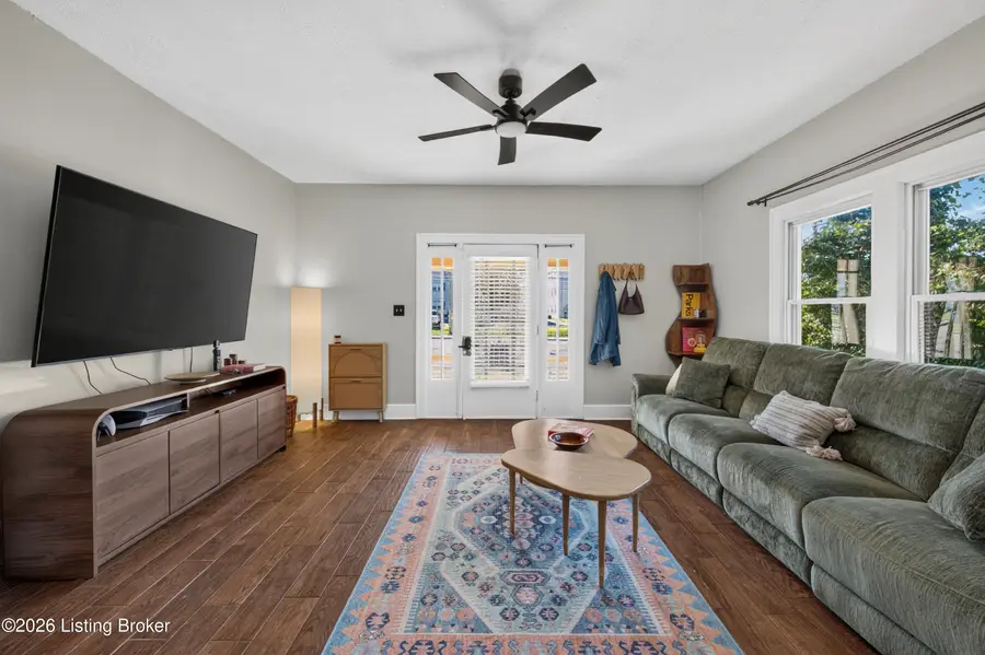 3311 Hikes Ln, Louisville, KY 40220 - #2