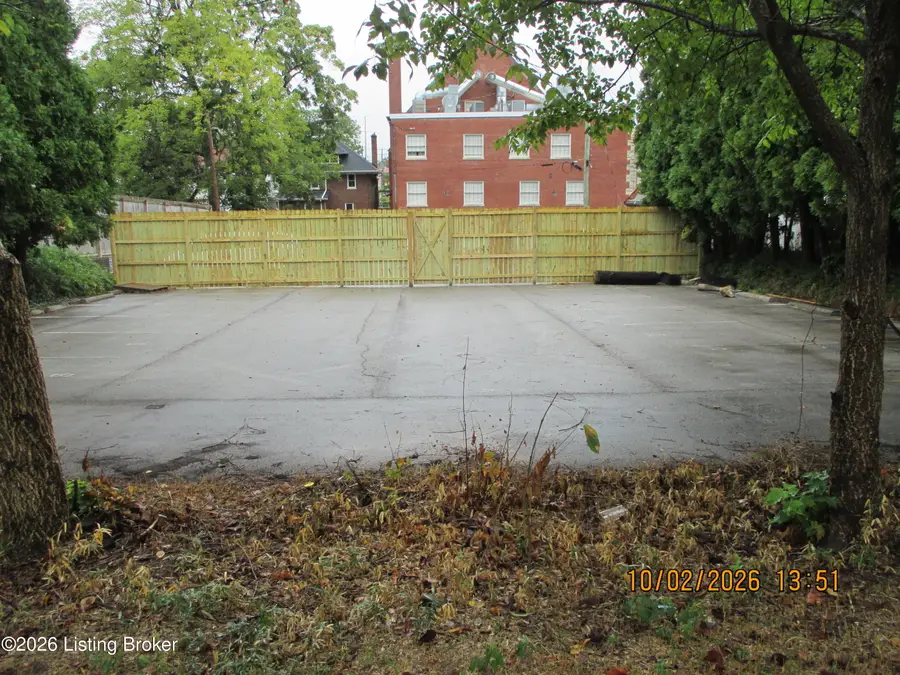 1971 Richmond Dr, Louisville, KY 40205 - #3