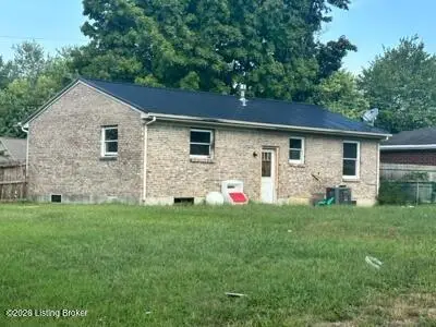 9707 Lancewood Rd, Louisville, KY 40229 - #2