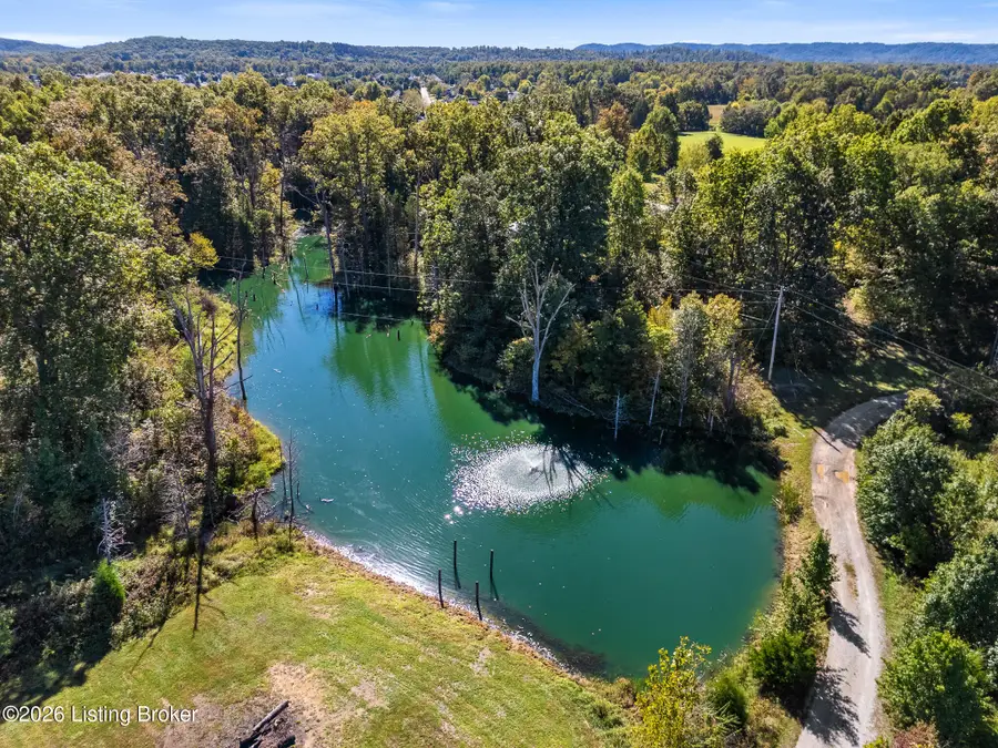 1140 Beech Grove Rd, Shepherdsville, KY 40165 - #2
