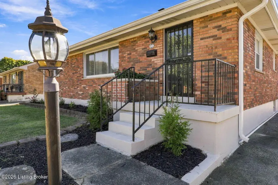 3318 Furman Blvd, Louisville, KY 40220 - #3
