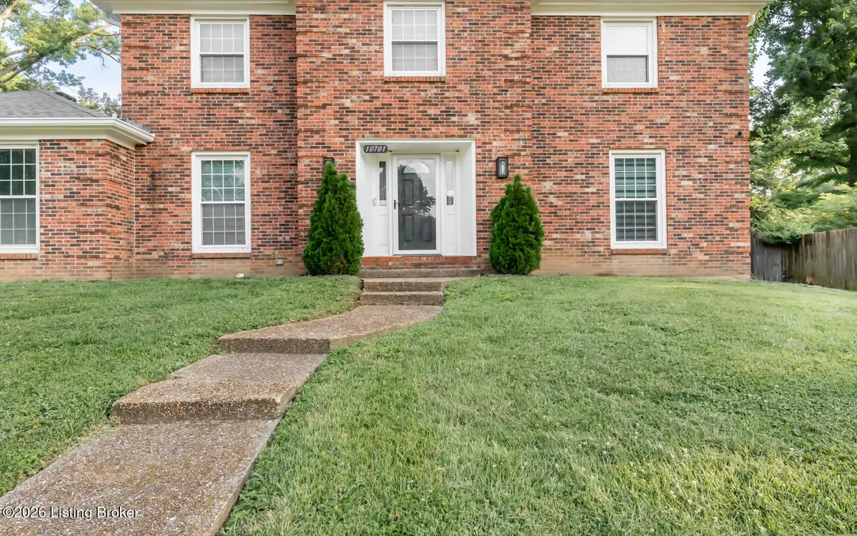 10701 Linn Station Rd, Louisville, KY 40223 - #1