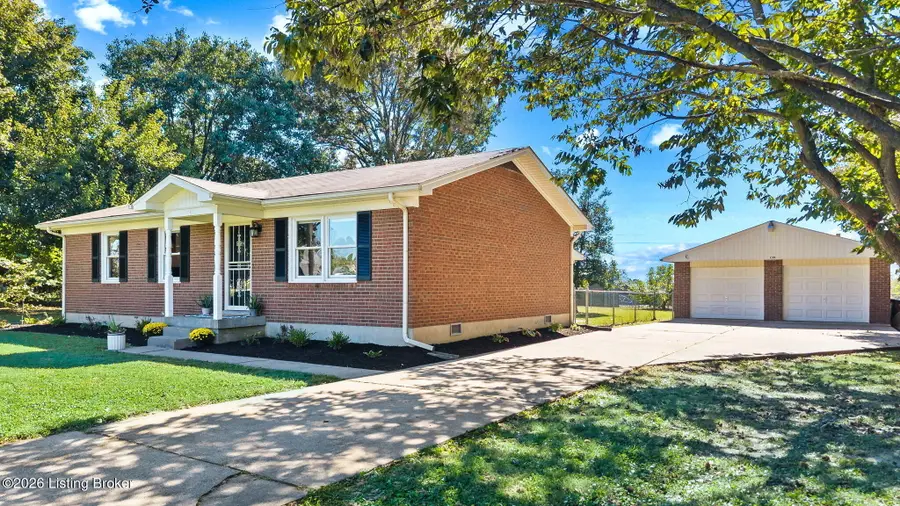 239 Sandra Dr, Mount Washington, KY 40047 - #2
