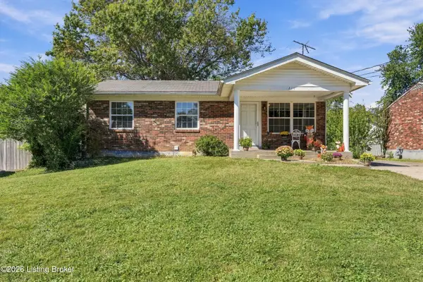 611 Blossom Rd, Louisville, KY 40229