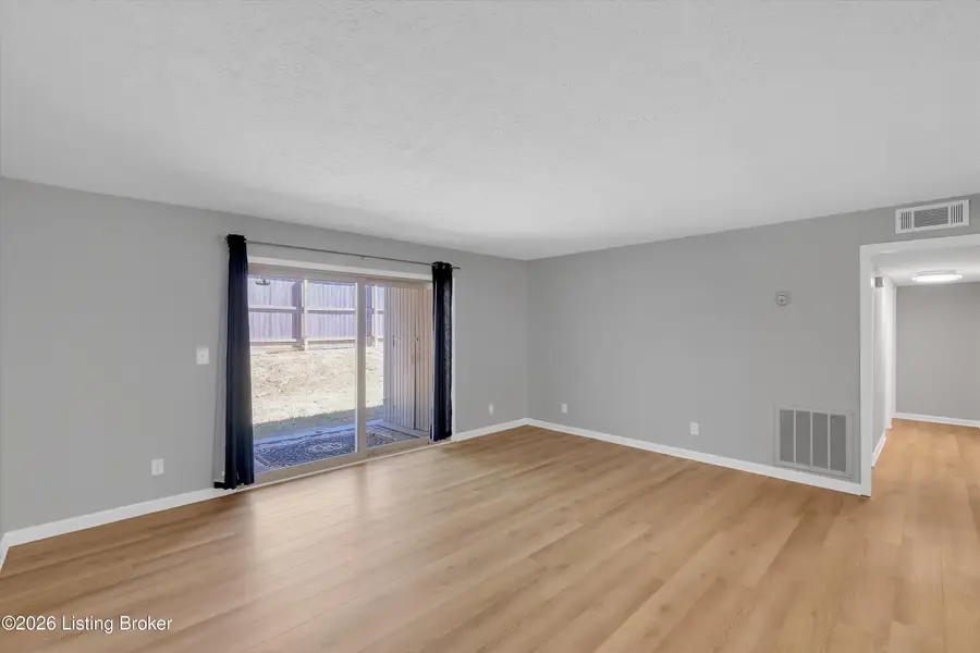 1 Dupont Way #APT 3, Louisville, KY 40207 - #3