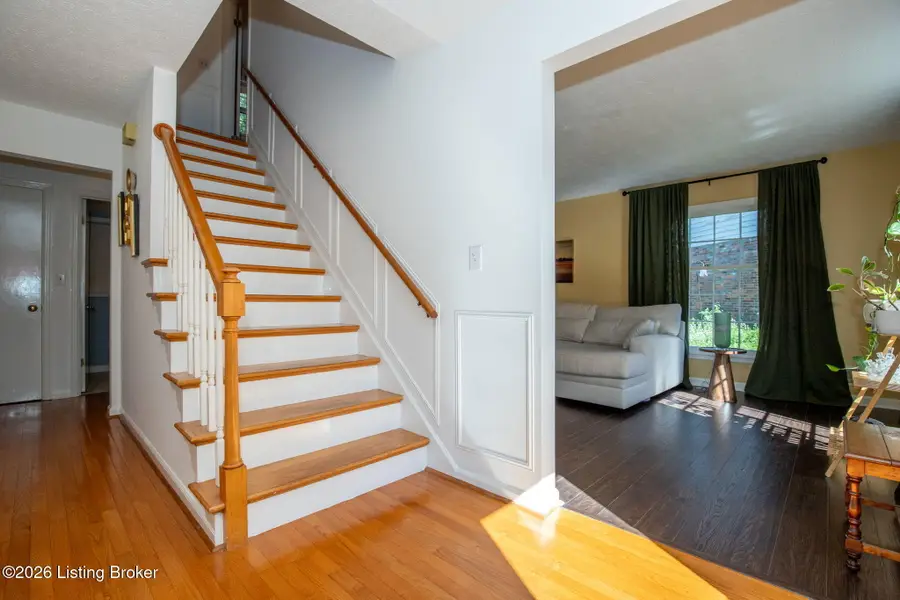 10215 Radford Rd, Louisville, KY 40223 - #2