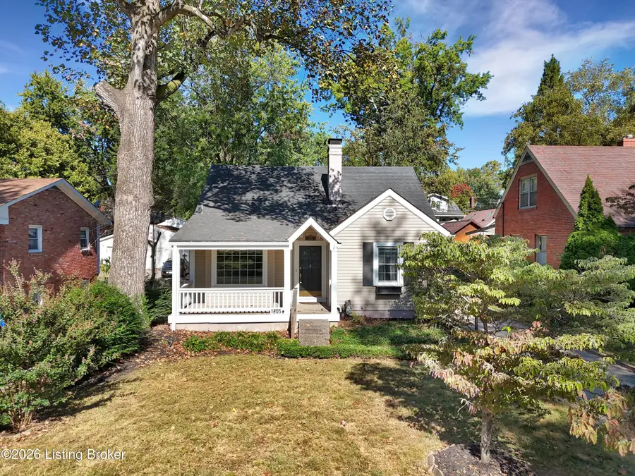 1205 Valley Dr, Audubon Park, KY 40213 - #3