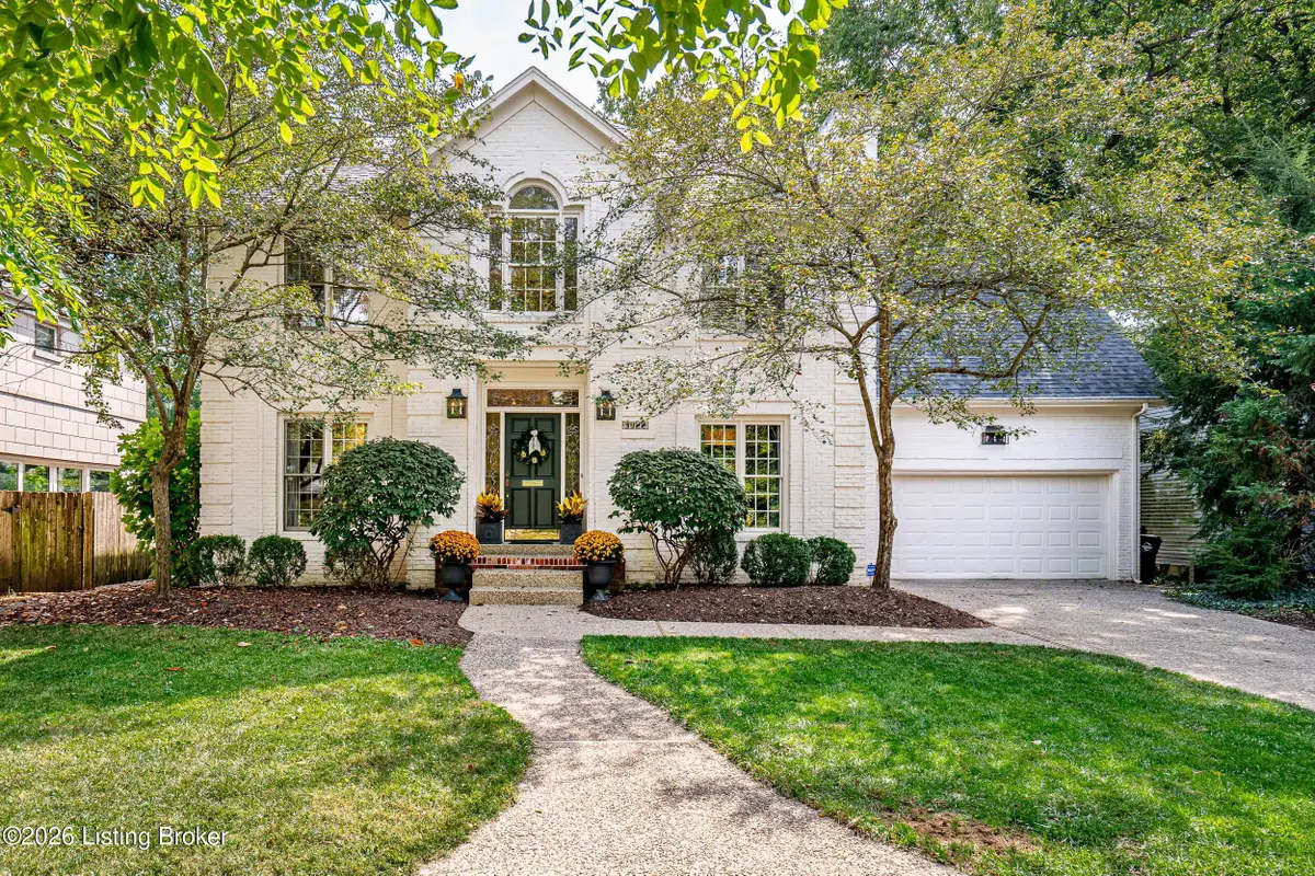 3922 Napanee Rd, Louisville, KY 40207 - #1