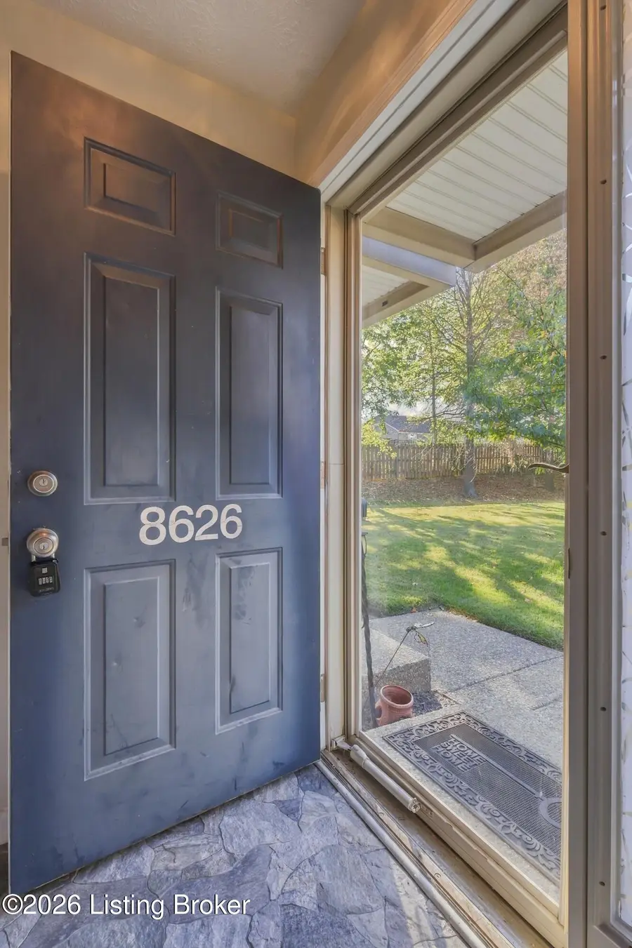8626 Grand Neptune Dr, Louisville, KY 40228 - #2