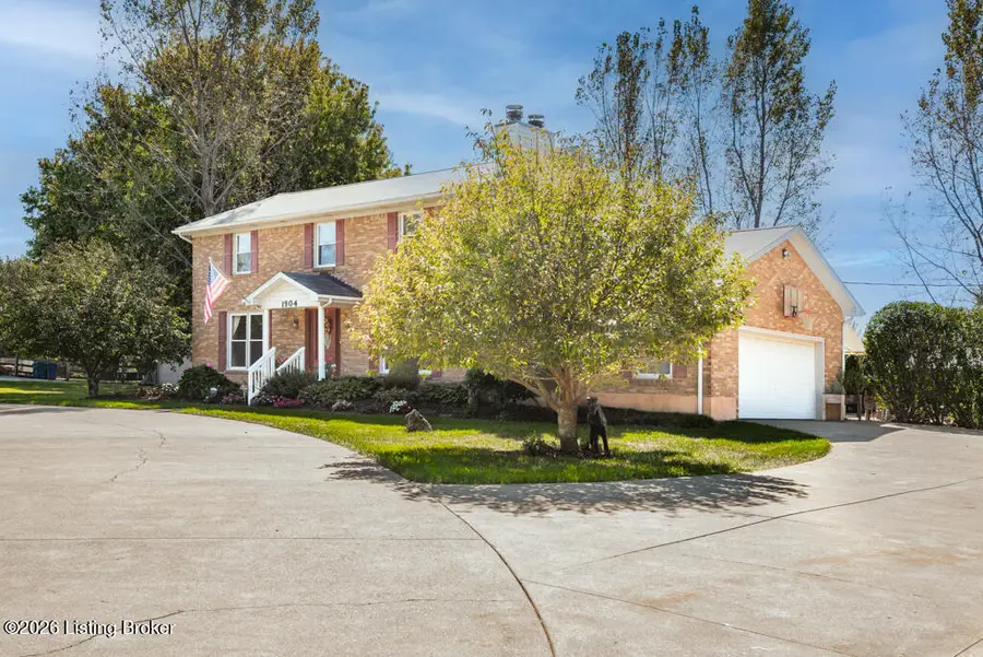 1904 Covey Trace Rd, La Grange, KY 40031 - #2