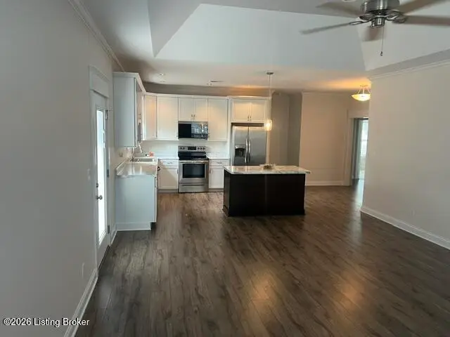 1511 E Crystal Dr # A, La Grange, KY 40031 - #3