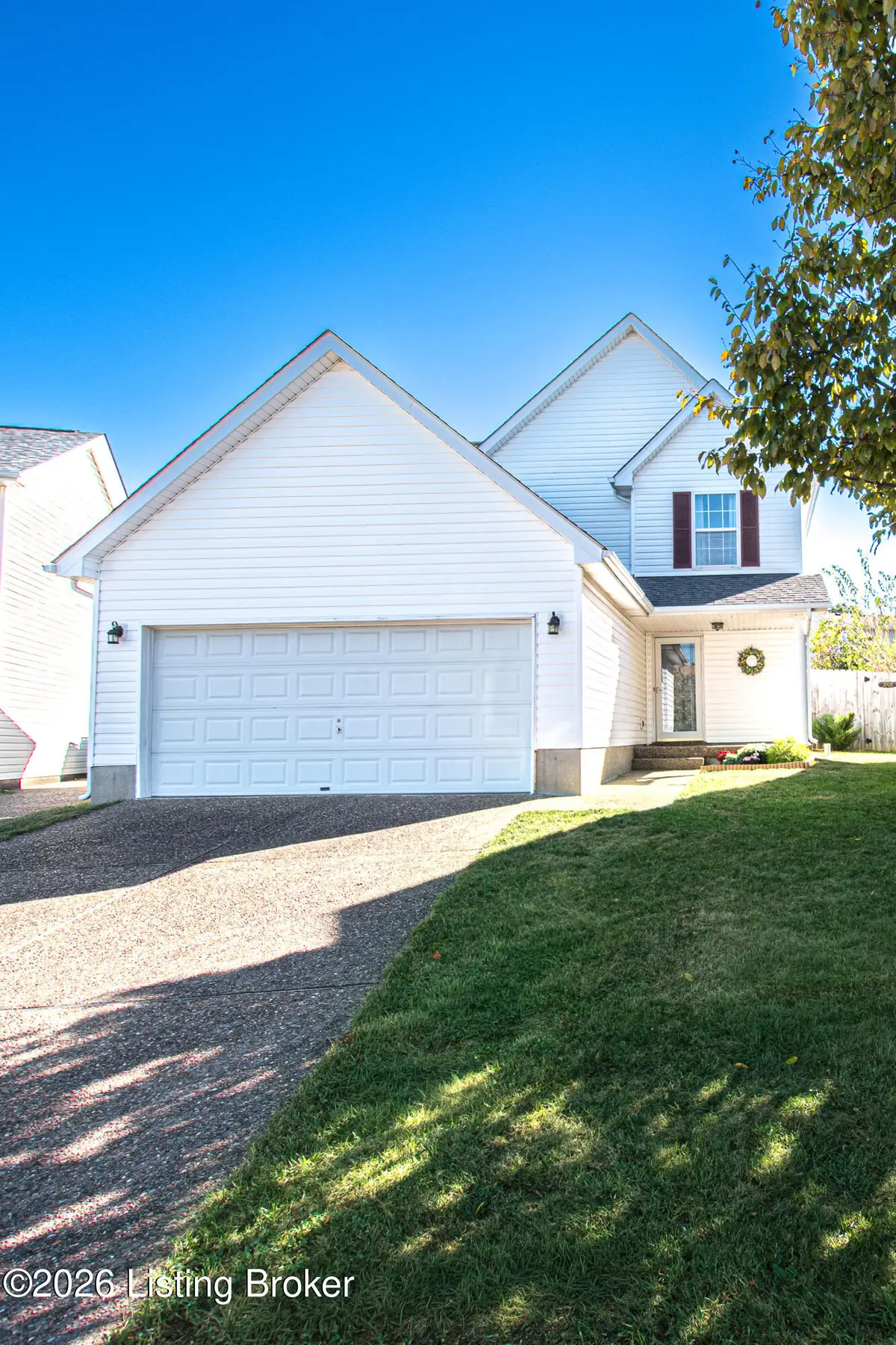 3905 Mimosa View Dr, Louisville, KY 40299 - #1