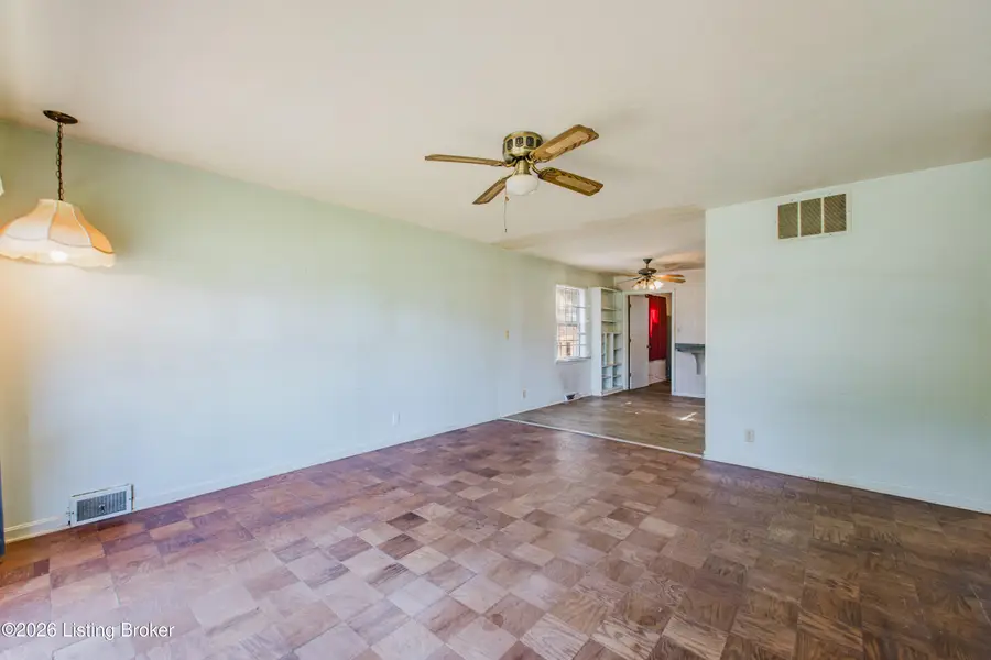 3228 Wellingmoor Ave, Louisville, KY 40218 - #2