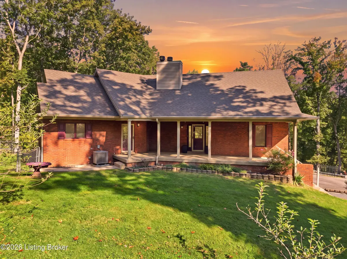 914 Big Springs Rd, Shepherdsville, KY 40165 - #1