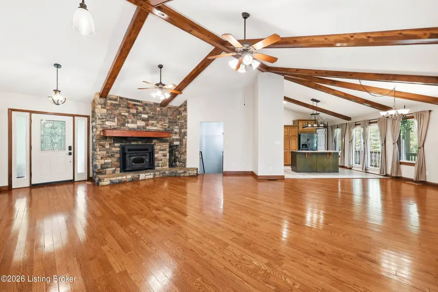 914 Big Springs Rd, Shepherdsville, KY 40165 - #3