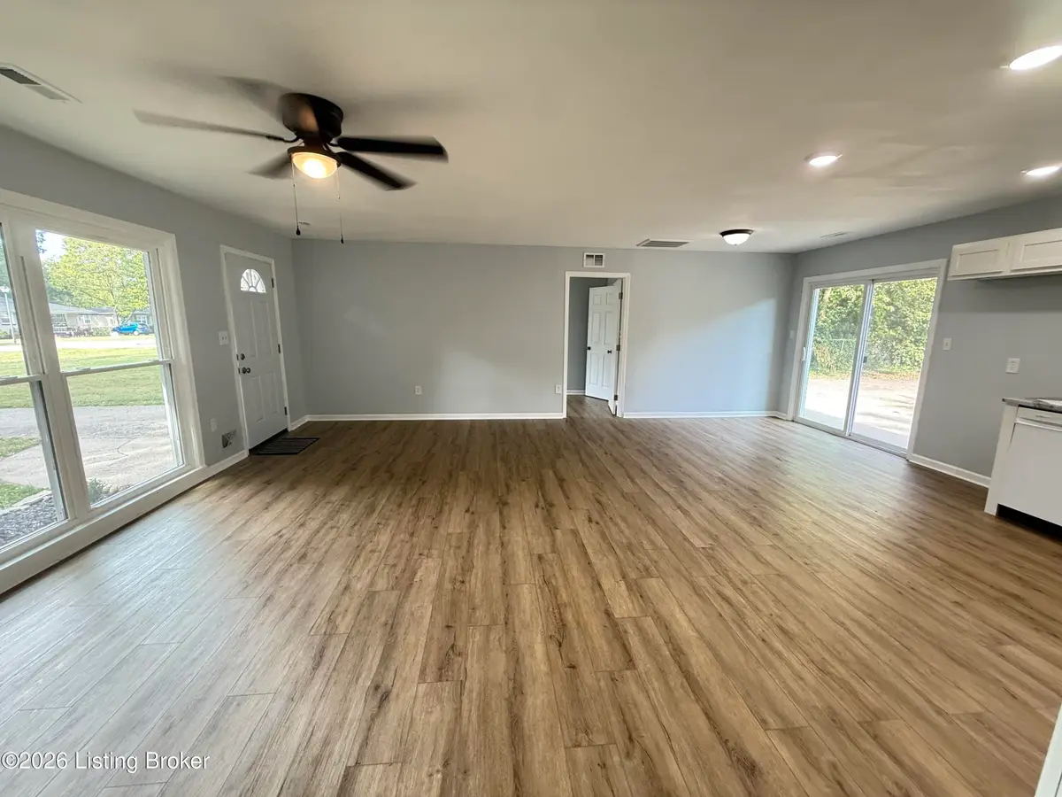4321 Dohn Ave, Louisville, KY 40216 - #1