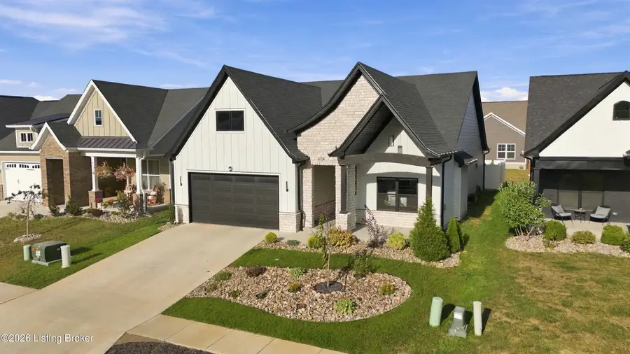 4104 Uhl Dr, Jeffersonville, IN 47130 - #2