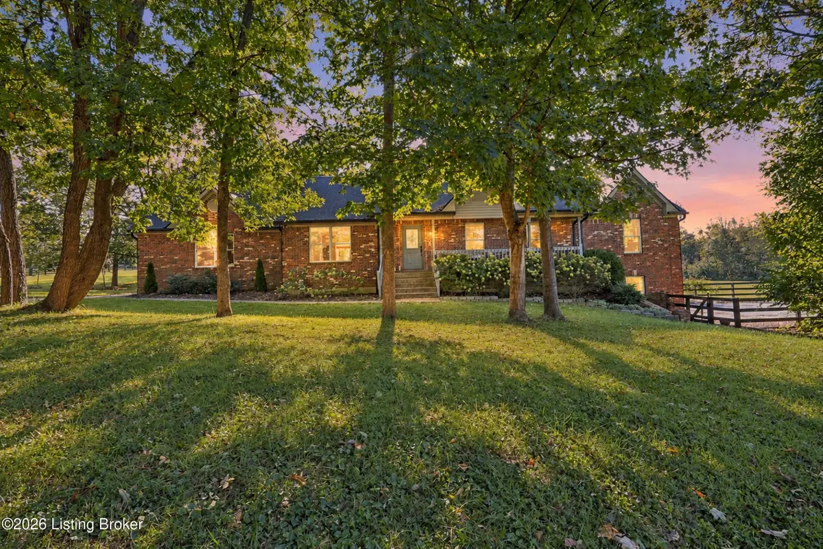 2010 Clarke Pointe Dr, Crestwood, KY 40014 - #1