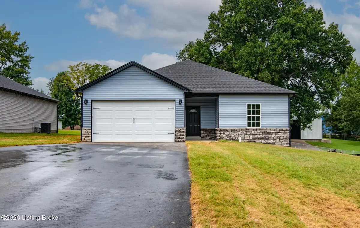 333 B First St, Vine Grove, KY 40175 - #1