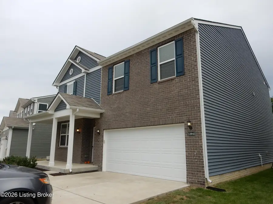 12043 Wooden Trace Dr, Louisville, KY 40229 - #3