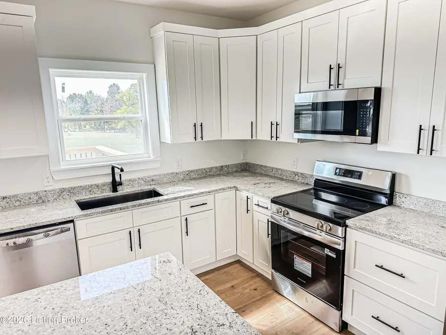 75 Chett Lane, Clarkson, KY 42726 - #3