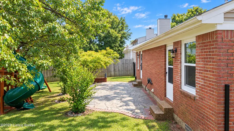 4315 Brownhurst Way, Louisville, KY 40241 - #2