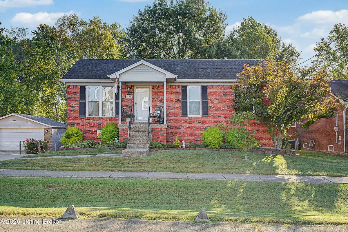 9203 Fairridge Dr, Louisville, KY 40229 - #1