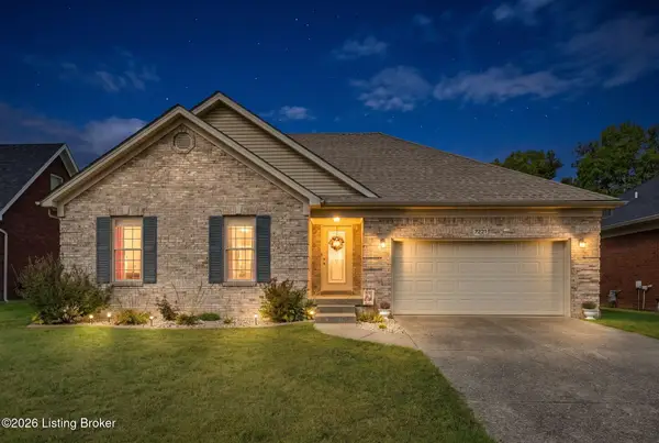 7221 Strive Ln, Louisville, KY 40258