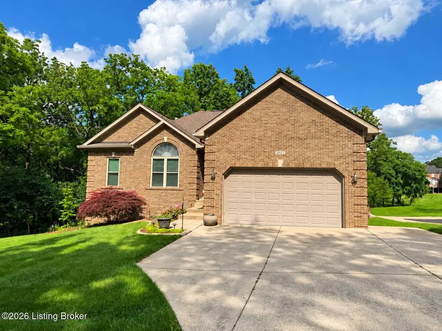 8602 Hudson Ln, Louisville, KY 40291 - #2