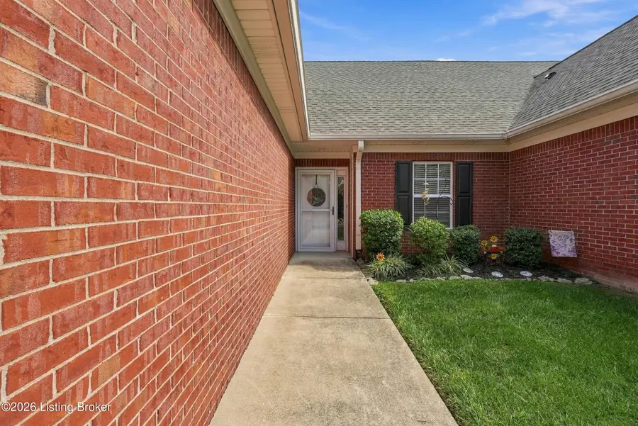 10111 Autumn Gardens Way, Louisville, KY 40229 - #2