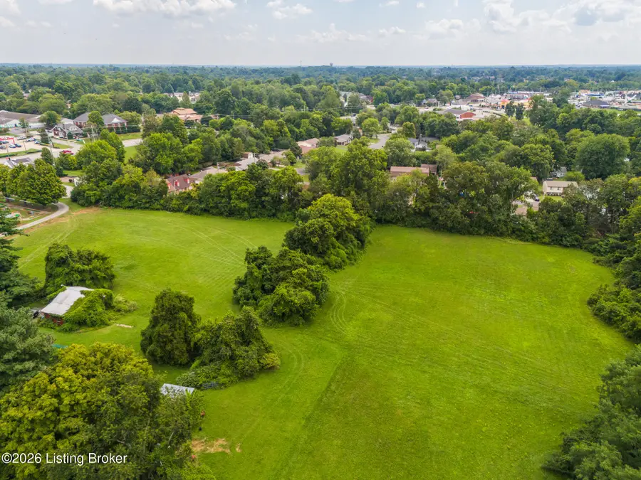 1 Settlers Trace Rd, Louisville, KY 40291 - #2
