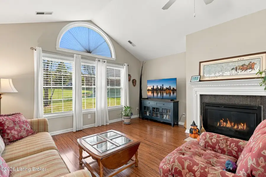 6505 Park Club Cir, Louisville, KY 40229 - #3