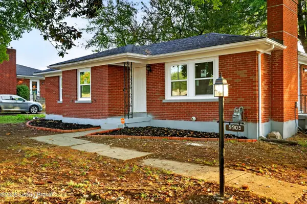 9905 Stonestreet Rd, Louisville, KY 40272