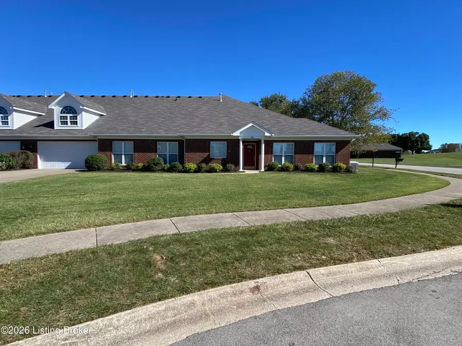 172 Clubhouse Dr, Shelbyville, KY 40065 - #3