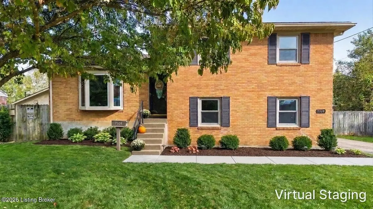 7109 Sun Valley Dr, Louisville, KY 40272 - #1