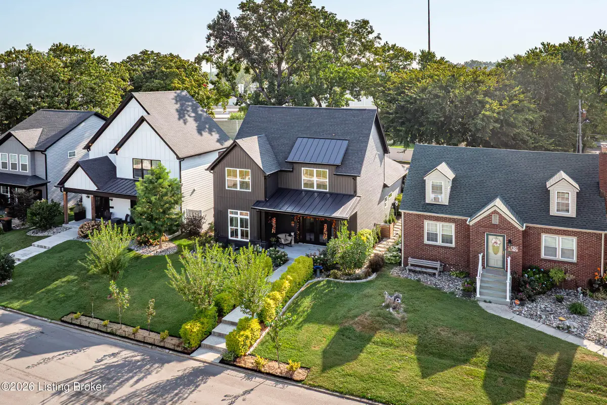 126 Sunset Ave, Clarksville, IN 47129 - #1