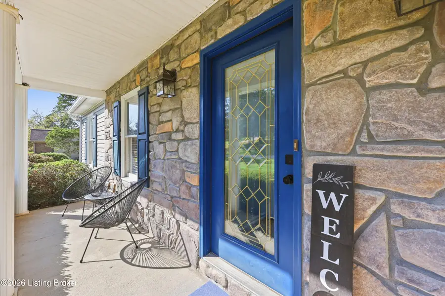 5036 Huntington Woods Rd, Frankfort, KY 40601 - #3