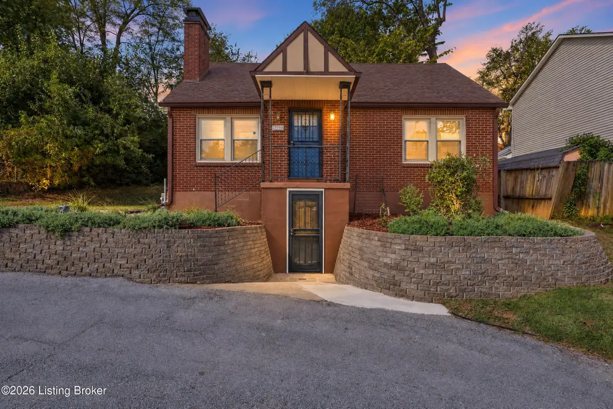 3462 Illinois Ave, Louisville, KY 40213 - #1