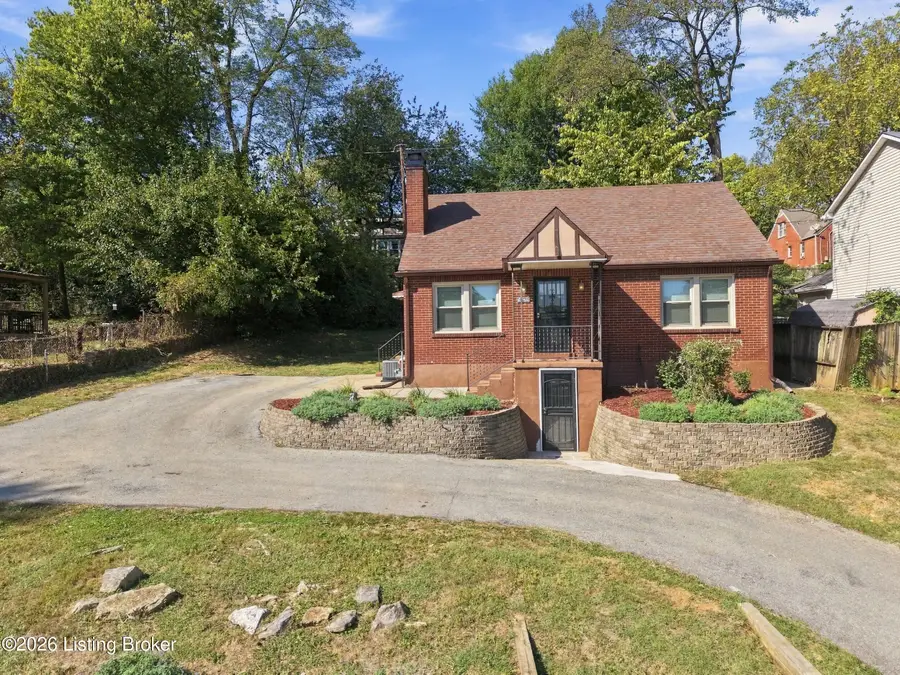 3462 Illinois Ave, Louisville, KY 40213 - #2